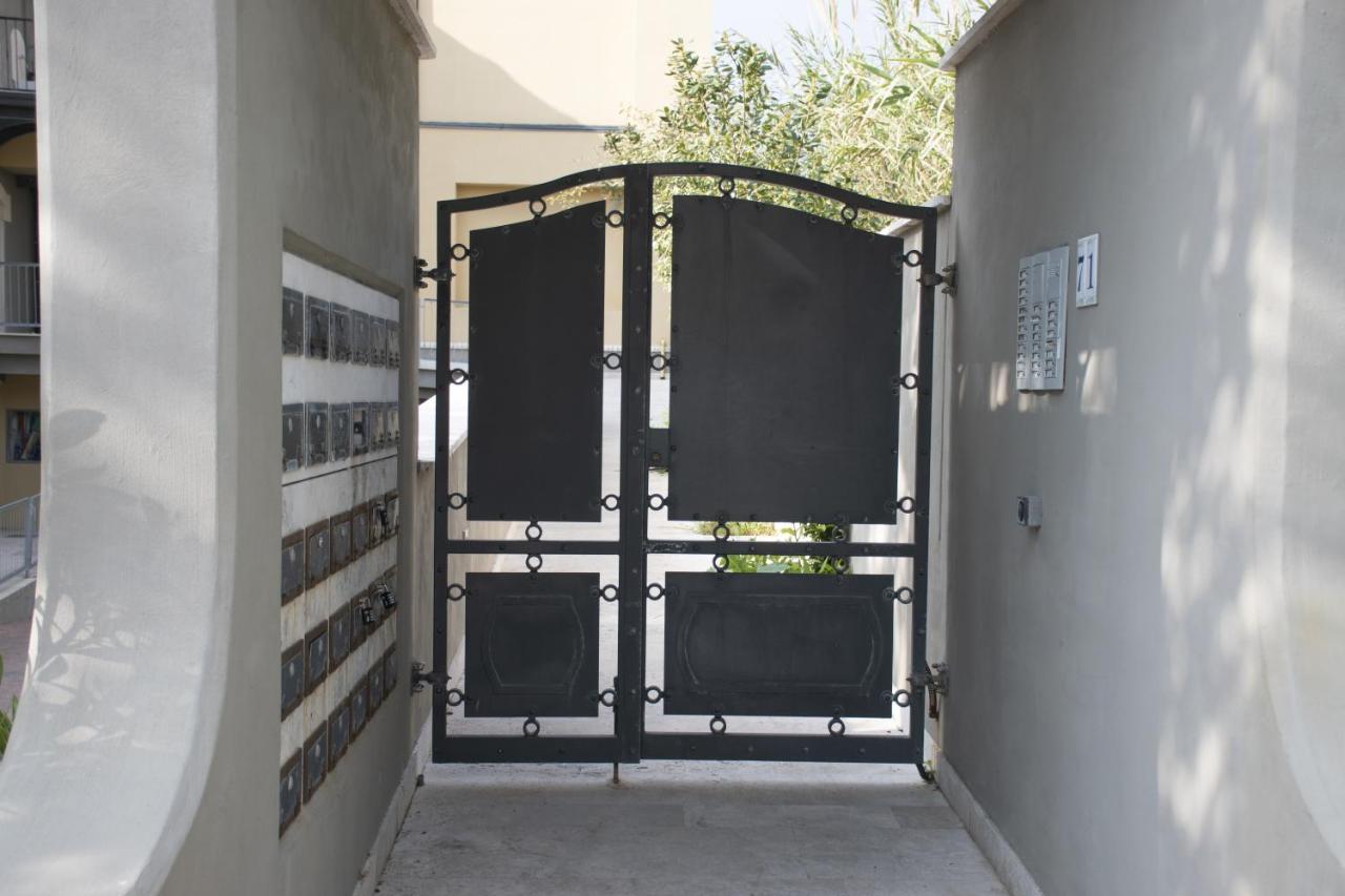 Casa Aurea Tre Posti Letto A 30 Metri Dal Mare Apartamento San Vincenzo Exterior foto